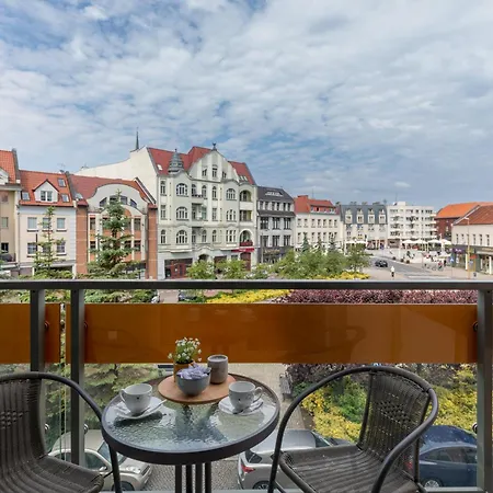 Plac Slowianski Z Balkonem Centrum By Renters * Świnoujście