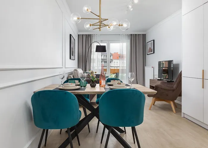 Plac Slowianski Z Balkonem Centrum By Renters * Świnoujście